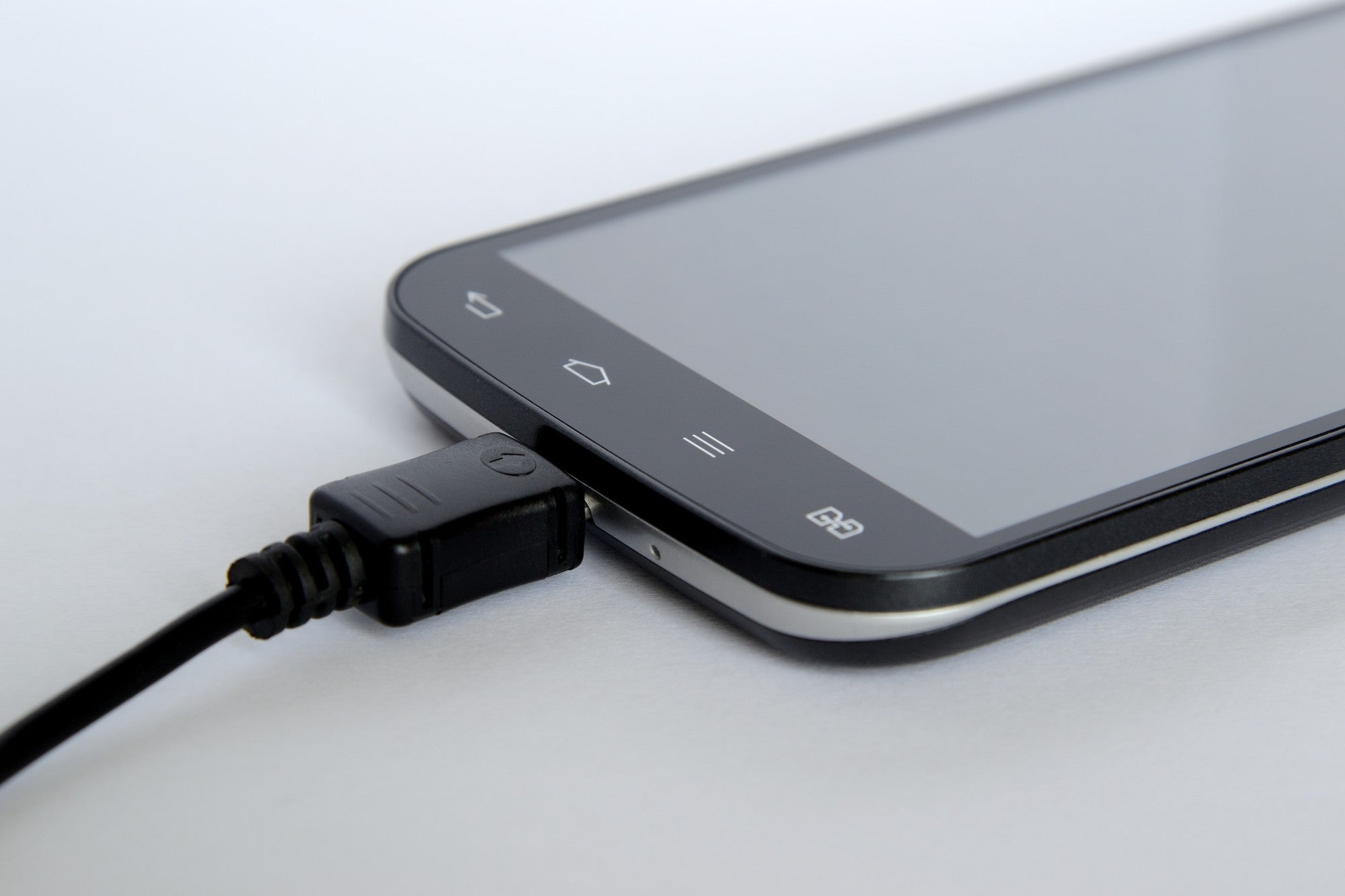 Do Shorter Phone Charger Cables Charge Faster?